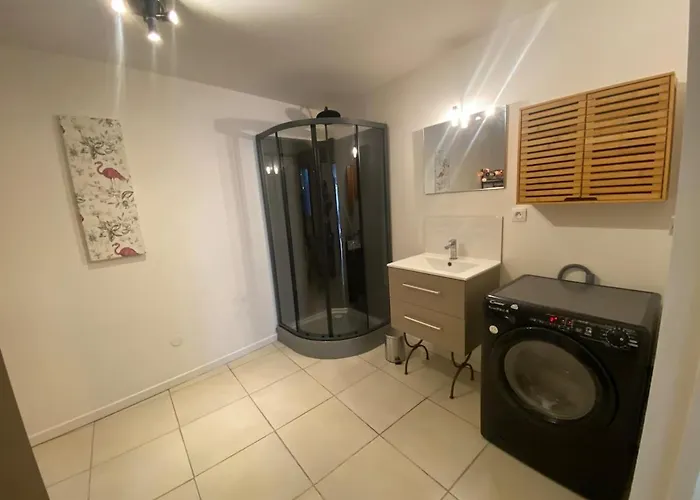 Petit Cocon De Centre-ville Appartamento Donzère